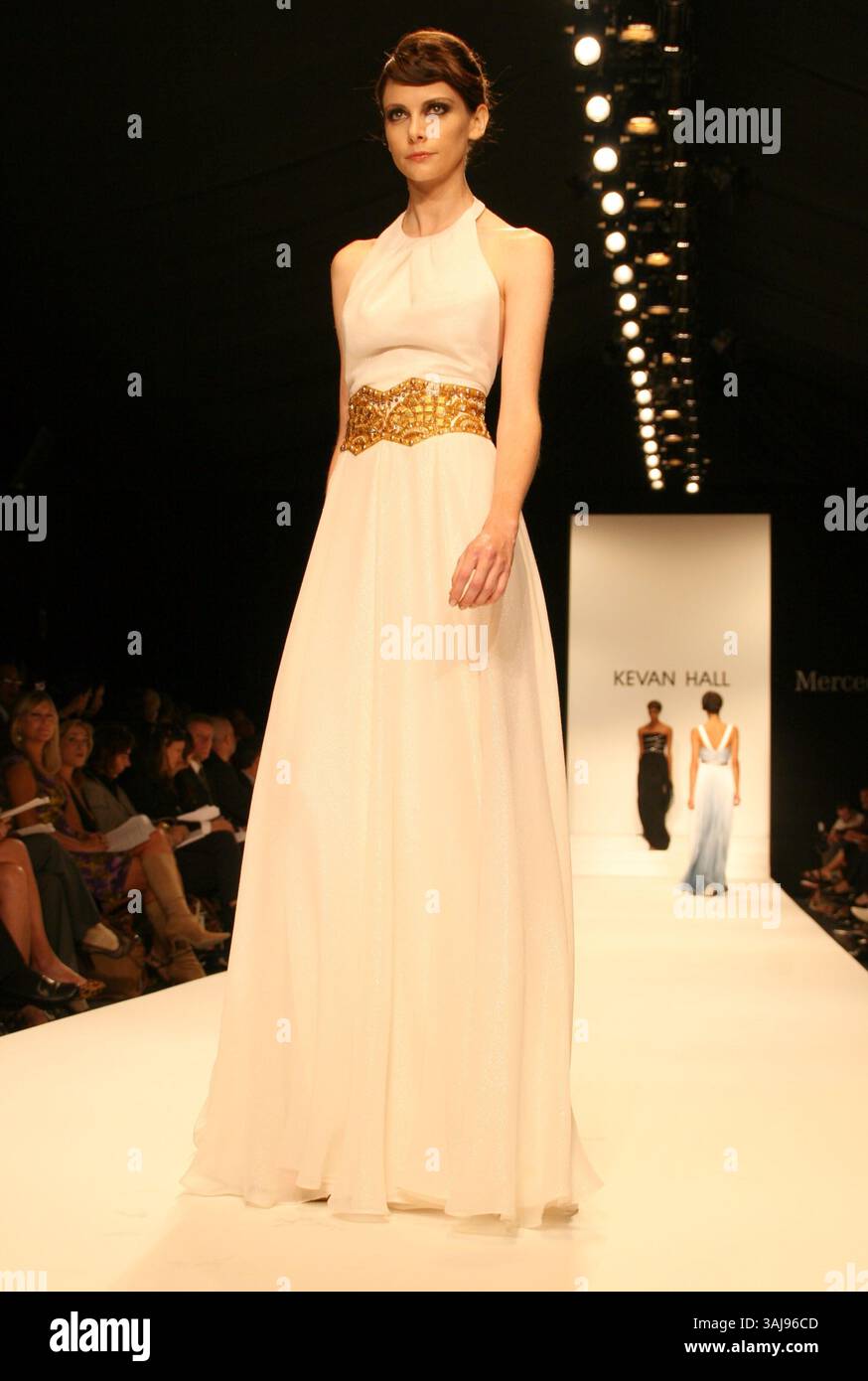 12 octobre 2008 - Culver City, Californie, États-Unis - 12 octobre 2008 - Culver City, Californie - modèle. Mercedes Benz Fashion week LA Day1, Kevan Hall Sow, Smashbox Studio. Crédit photo : Kevan Brooks/AdMedia Banque D'Images