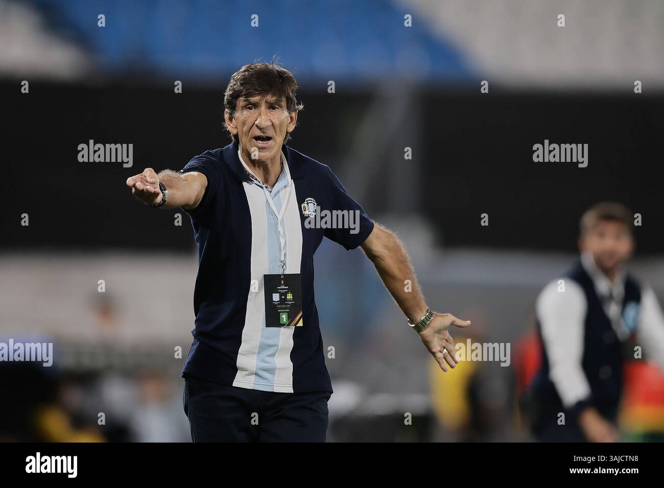Avellaneda, Argentine – 10 avril 2025 : Racing Club a subi une défaite de 0-2 contre l'Atlético Bucaramanga, de Colombie, lors d'un match en phase de groupes de la Copa Libertadores à l'Estadio Presidente Perón. La partie Argentine a été incapable de percer la défense colombienne, tandis que les visiteurs ont capitalisé sur leurs chances d'obtenir une victoire historique à l'extérieur. (Crédit : UNAR AGENCY) Banque D'Images