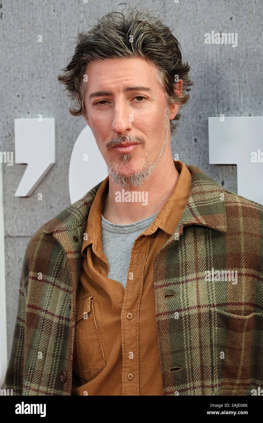 10 avril 2025, Los Angeles, CA, USA : LOS ANGELES - APR 2 : Eric Balfour à Handmaid's Tale saison 6 première au TCL Chinese Theater IMAX le 2 avril 2025 à Los Angeles, CA (image crédit : © Kay Blake/ZUMA Press Wire) USAGE ÉDITORIAL SEULEMENT ! Non destiné à UN USAGE commercial ! Banque D'Images