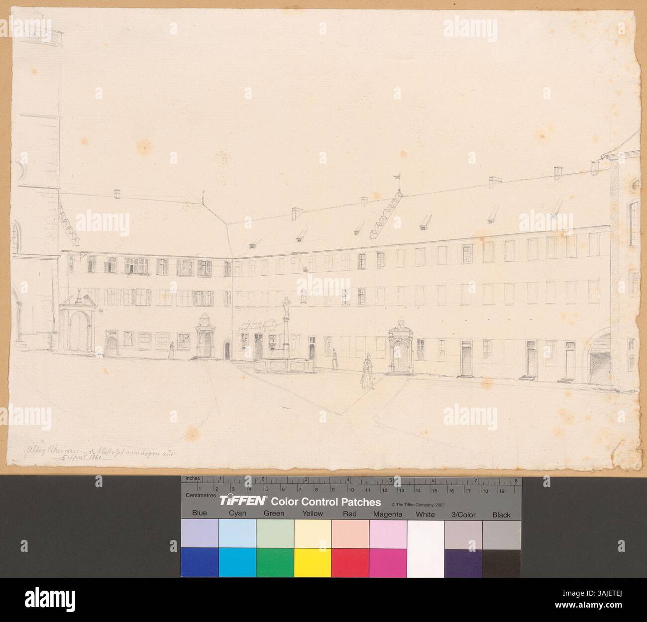 Ce dessin de 1861 de Johann Rudolf Rahn représente la cour du cloître de l'abbaye de Rheinau, en Suisse, avec une vue depuis l'arche, mettant en valeur son architecture monastique. Banque D'Images