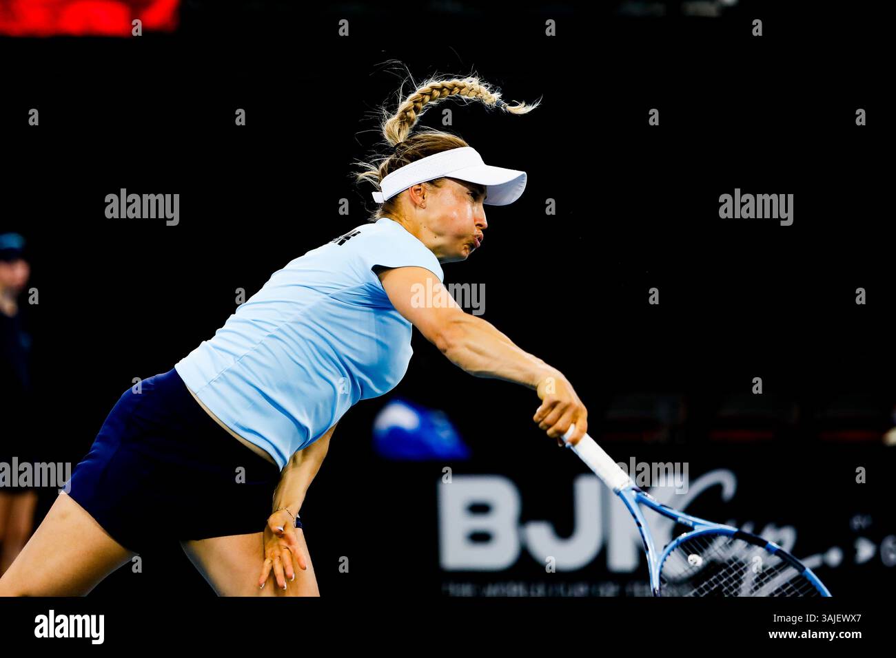 Brisbane, Australie. 09th Apr, 2025. Yulia Putintseva (Kazakhstan) affronte Valentina Mediorreal (Colombie) lors de la Billie Jean King Cup. Putintseva a gagné 6-0, 6-1. Le groupe d comprend le Kazakhstan, l'Australie et la Colombie, le pays gagnant progressant jusqu'à la finale à Shenzhen. Crédit : SOPA images Limited/Alamy Live News Banque D'Images