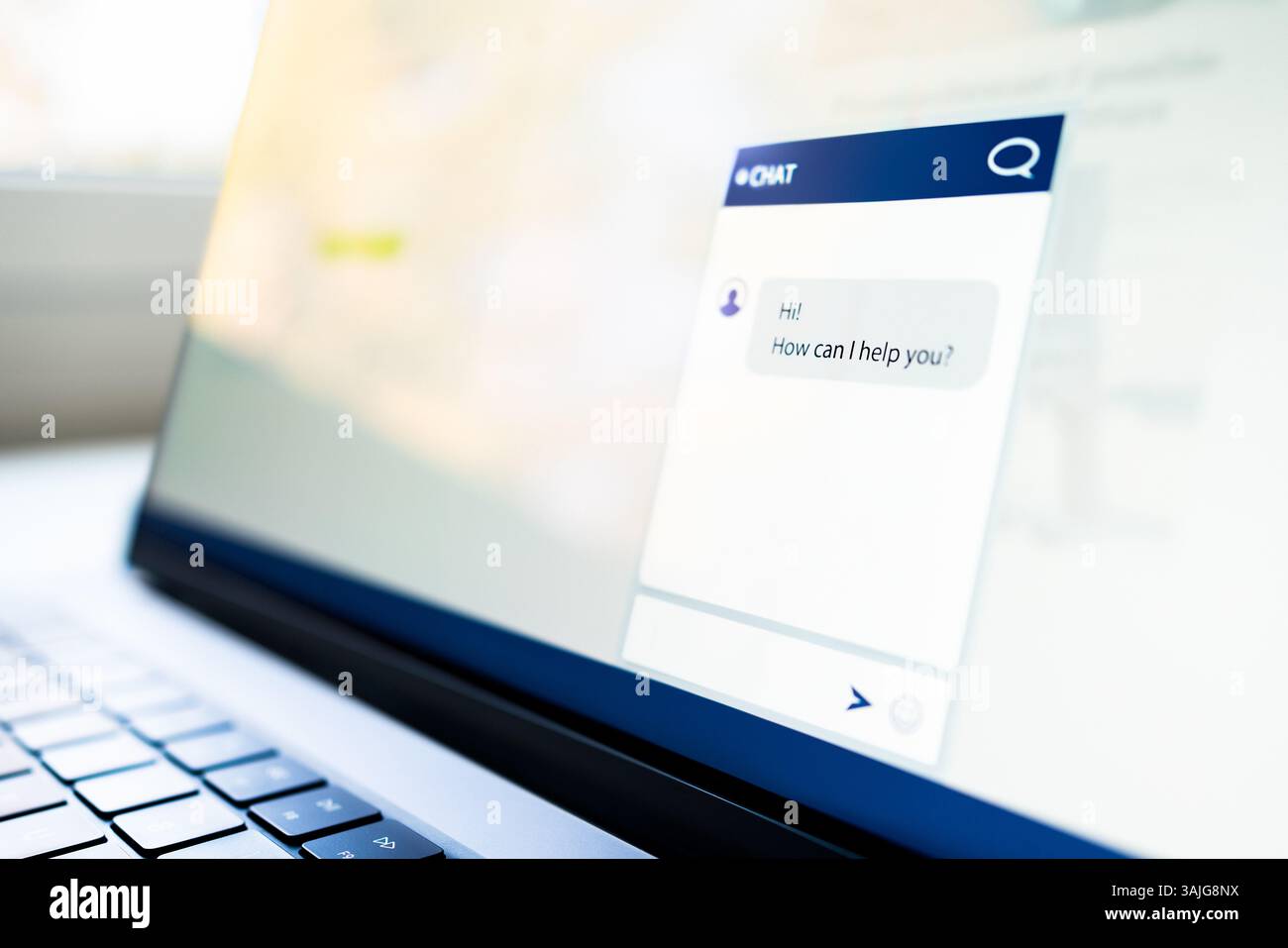 Discutez avec le client. Chatbot AI. Support contacter le site Web du centre d'aide sur l'écran de l'ordinateur portable. Service d'assistance en direct avec bot ou humain. Banque D'Images