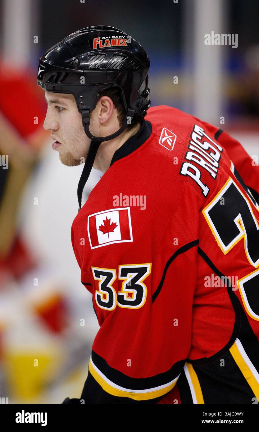 28 déc. 2009 - Calgary, Alberta, Canada - photo de profil de joueur de la LNH sur Brandon Prust des Flames de Calgary lors d'un récent match à Calgary. (Crédit image : © Larry MacDougal via ZUMA Wire) Banque D'Images