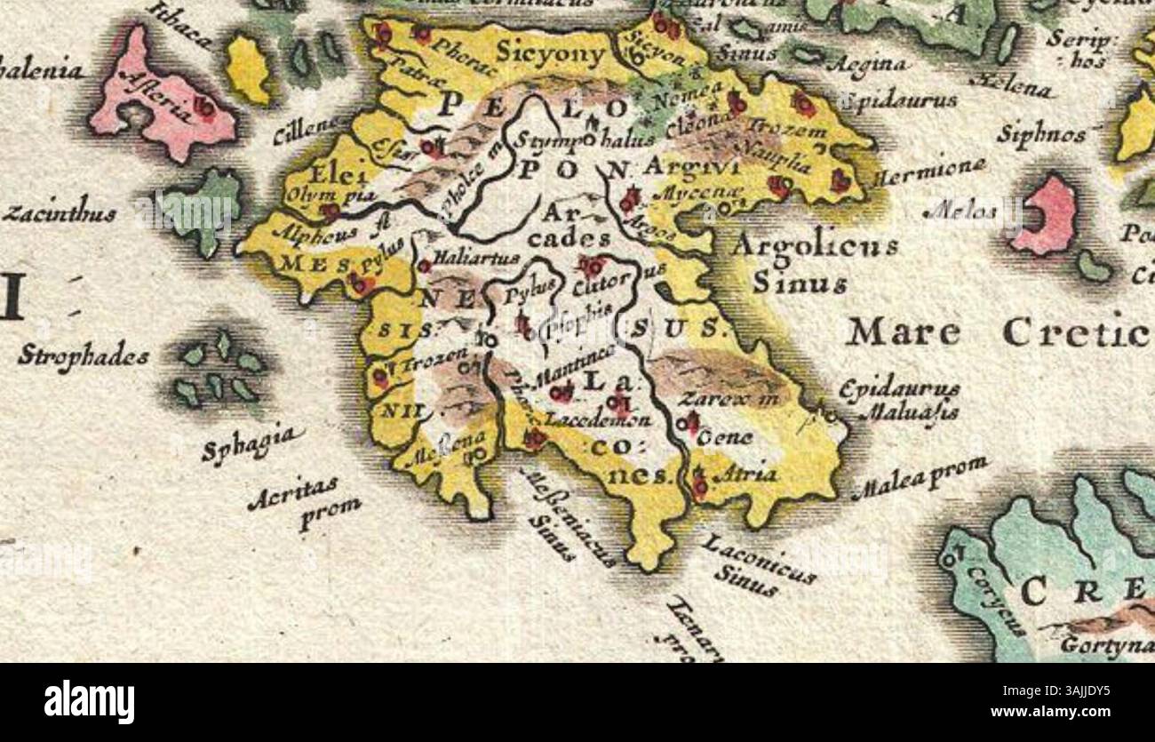 La carte de l'Empire de Charlemagne de Jan Jansson de 1657 couvre une vaste zone allant de l'Espagne à la mer Noire, et du Danemark et de l'Irlande à l'Afrique du Nord. Cette carte est remplie de notations latines détaillées, de voiliers décoratifs et d'un cartouche de titre, offrant une représentation visuelle de l'Europe médiévale sous le règne de Charlemagne. Banque D'Images