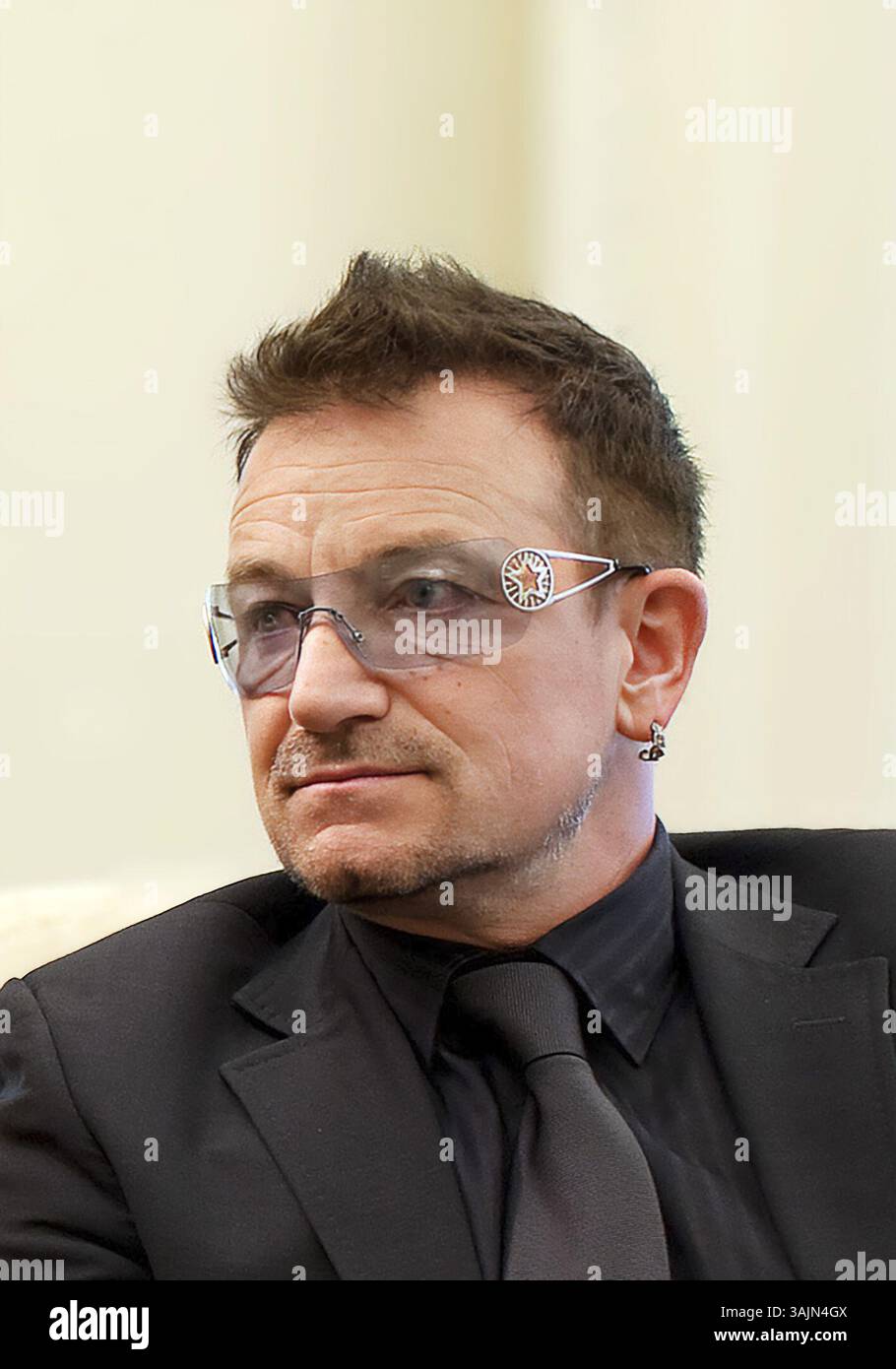 Bono. Portrait du chanteur, compositeur et activiste irlandais Paul David Hewson (né en 1960) en 2010 Banque D'Images