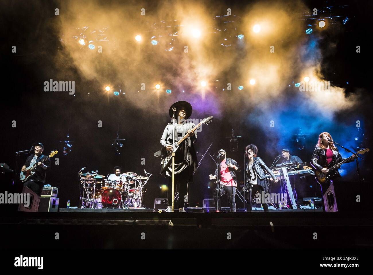 27 mai 2017 - Toronto, Ontario, Canada - la musicienne canadienne SERENA RYDER a donné un concert à guichet fermé au CBC Music Festival, qui a lieu à Echo Beach, à Toronto. En photo : SERENA RYDER (crédit image : © Angel Marchini via ZUMA Wire) Banque D'Images