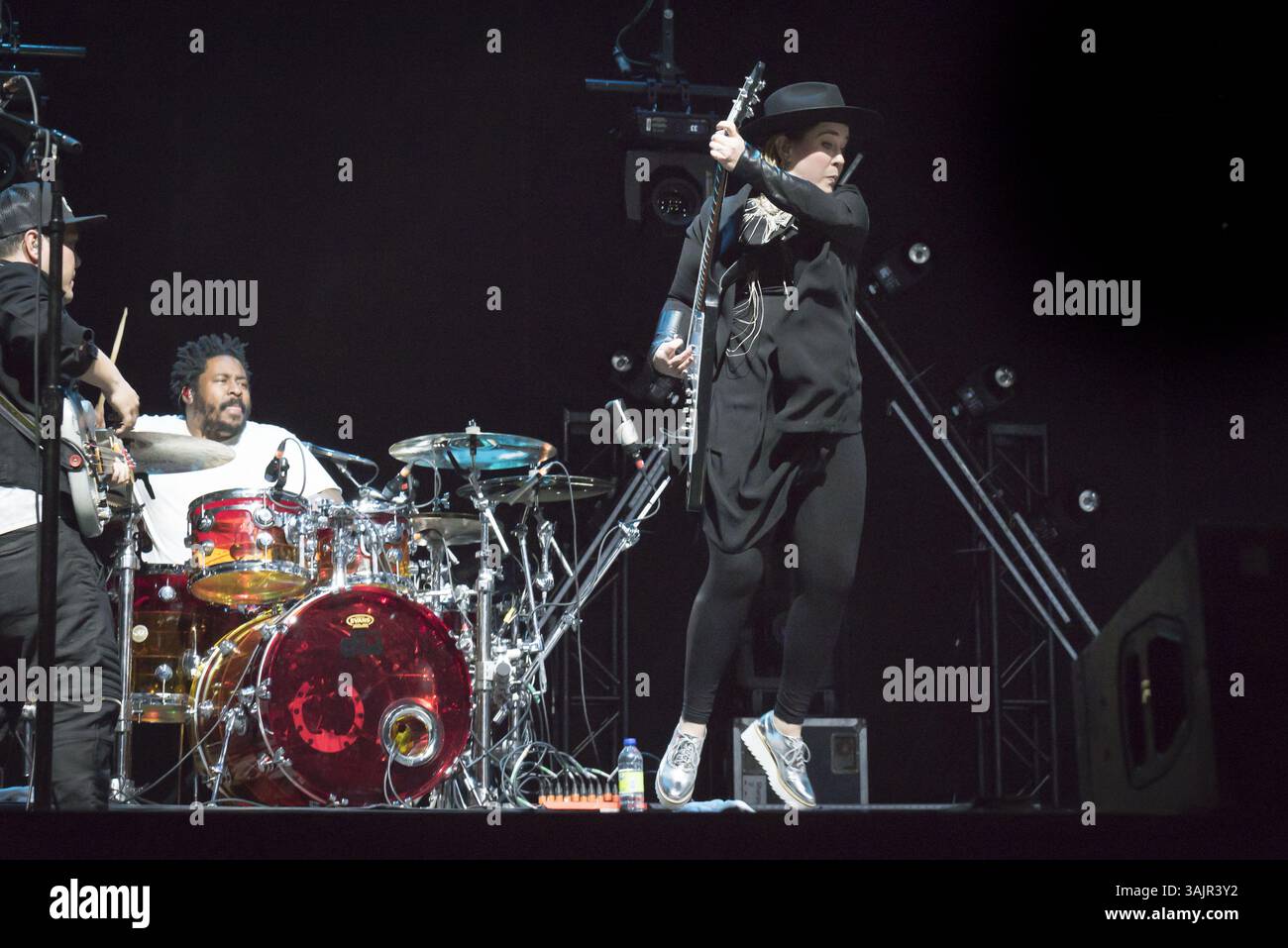 27 mai 2017 - Toronto, Ontario, Canada - la musicienne canadienne SERENA RYDER a donné un concert à guichet fermé au CBC Music Festival, qui a lieu à Echo Beach, à Toronto. En photo : SERENA RYDER (crédit image : © Angel Marchini via ZUMA Wire) Banque D'Images