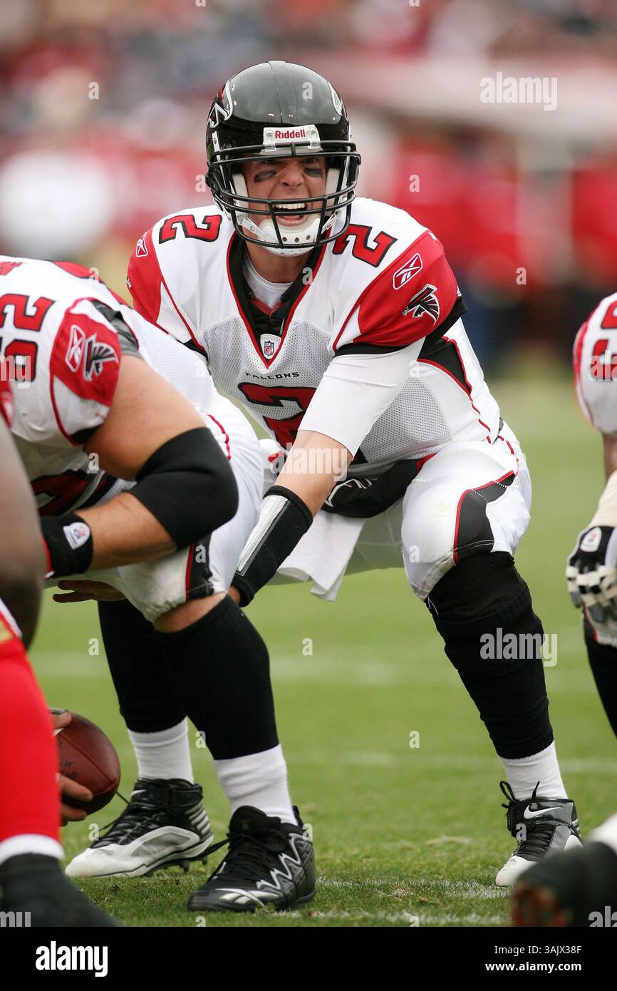 Quarterback Matt Ryan des Falcons d'Atlanta lors du match divisionnaire NFC West avec les 49er's.. Les Falcons ont mis en déroute le 49er's 45-10 au Bill Walsh Field à San Francisco, CA, le 11 octobre 2009.(image crédit : © John Pyle/Cal Sport Media/ZUMA Press) Banque D'Images