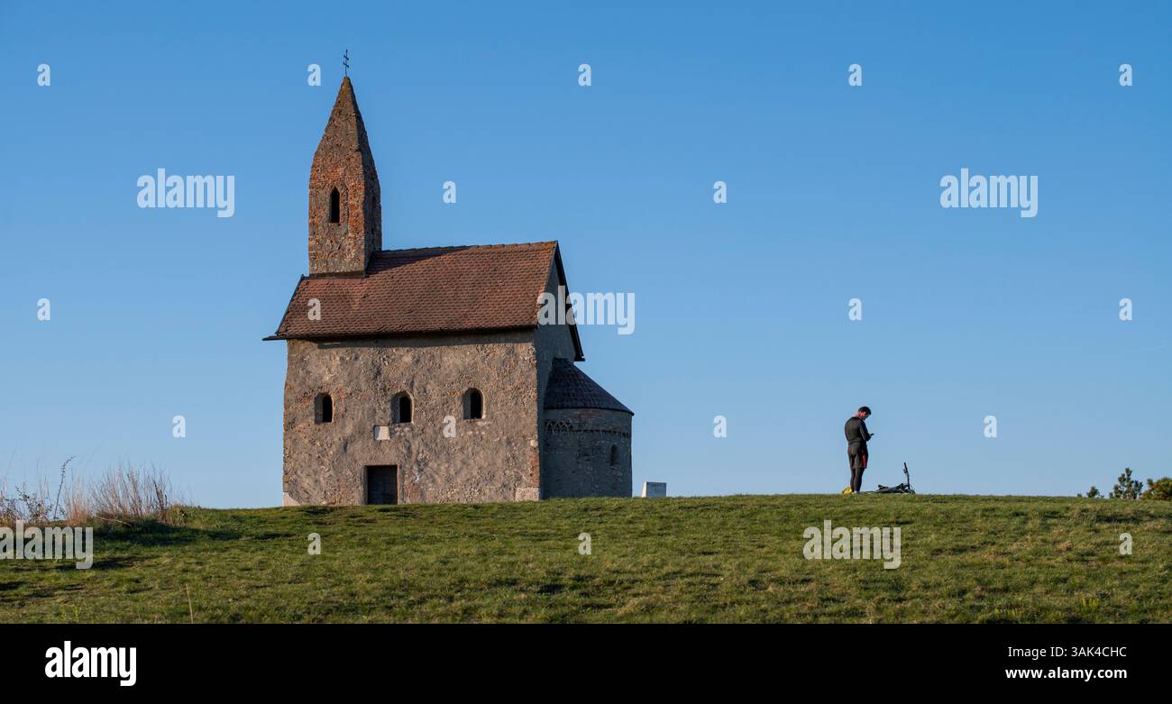 L'église Saint-Michel l'Archange à Drazovce, Nitra. La plus ancienne église romane de Slovaquie. Banque D'Images