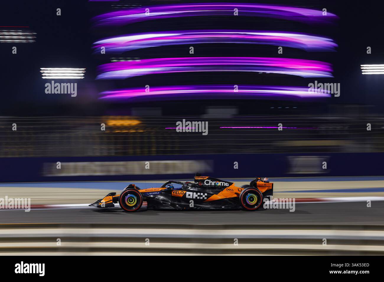 81 PIASTRI Oscar (aus), McLaren F1 Team MCL39, action lors du Grand Prix de formule 1 du Golfe de Bahreïn 2025, 4ème manche du Championnat du monde FIA de formule 1 2025 du 11 au 13 avril 2025 sur le circuit international de Bahreïn, à Sakhir, Bahreïn Banque D'Images