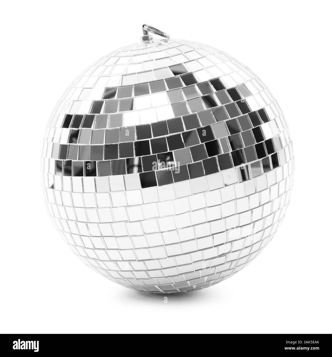 Une boule disco brillante isolée sur blanc Banque D'Images