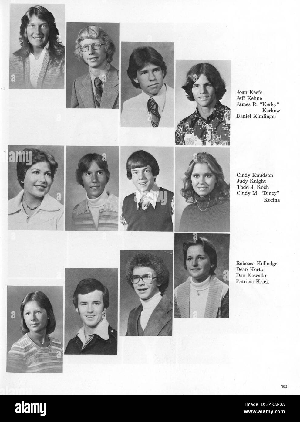 Le Park Center Yearbook 1977 documente les activités académiques et sociales de l'école, mettant en évidence les réalisations des étudiants et des professeurs tout au long de l'année scolaire 1972-1973. Banque D'Images