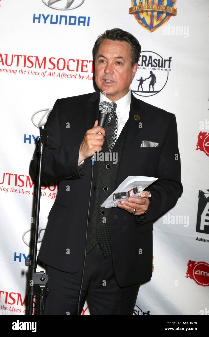 23 avril 2017 - Orange, CA, États-Unis - LOS ANGELES - 23 avril : George Pennacchio au 1er Festival international du film AutFest à l'AMC Orange 30 le 23 avril 2017 à Orange, CA (crédit image : © Kathy Hutchins/Newscom via ZUMA Press) Banque D'Images