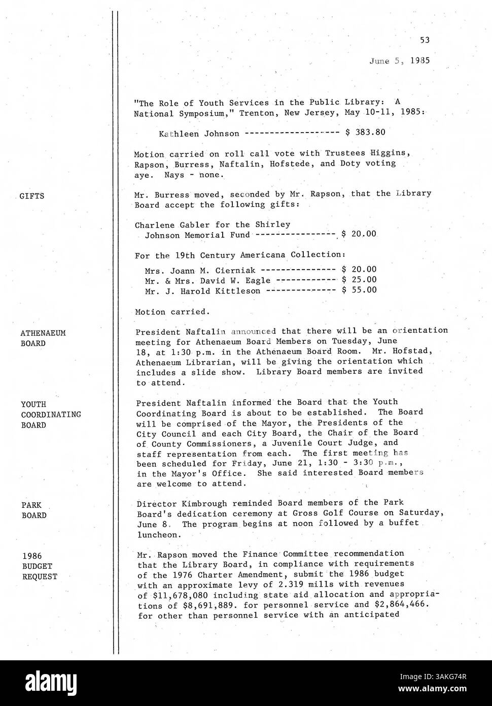 Les 1985 minutes du conseil d'administration de la Bibliothèque publique de Minneapolis documentent les discussions clés sur les politiques des bibliothèques, les allocations de financement et le développement futur du système de bibliothèques. Ces procès-verbaux reflètent le rôle du conseil dans la gestion des services de bibliothèque et l'orientation stratégique de la bibliothèque dans le comté de Hennepin. Banque D'Images