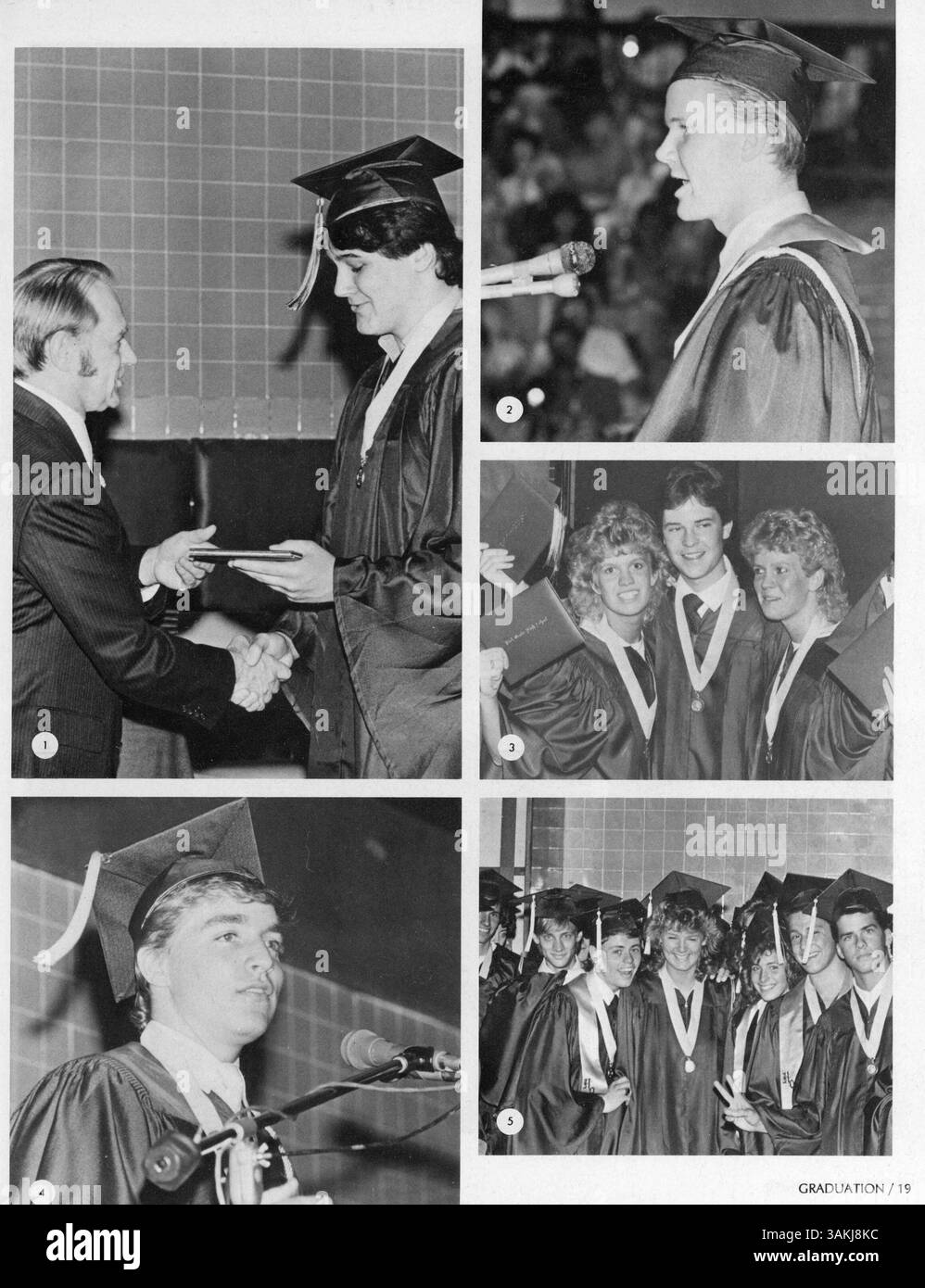 Cet annuaire du lycée pour l'année scolaire 1985-1986 met en lumière la vie académique, sportive et sociale de Park Center High, documentant les événements majeurs et les personnes de l'école. Banque D'Images