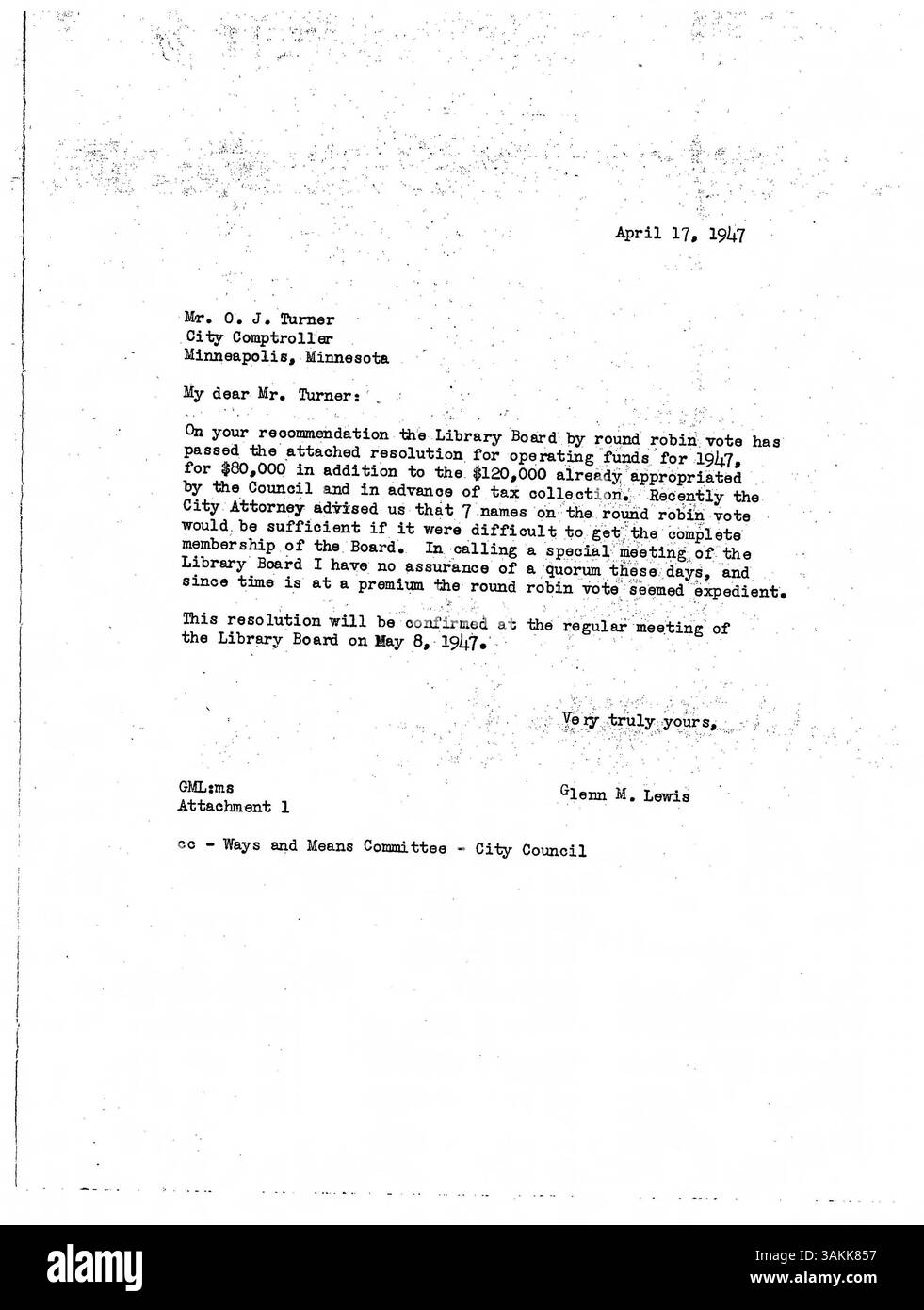 Ces procès-verbaux des réunions du conseil d'administration des bibliothèques publiques de Minneapolis de 1947 documentent les décisions sur les politiques, les programmes et les services liés aux bibliothèques publiques. Banque D'Images