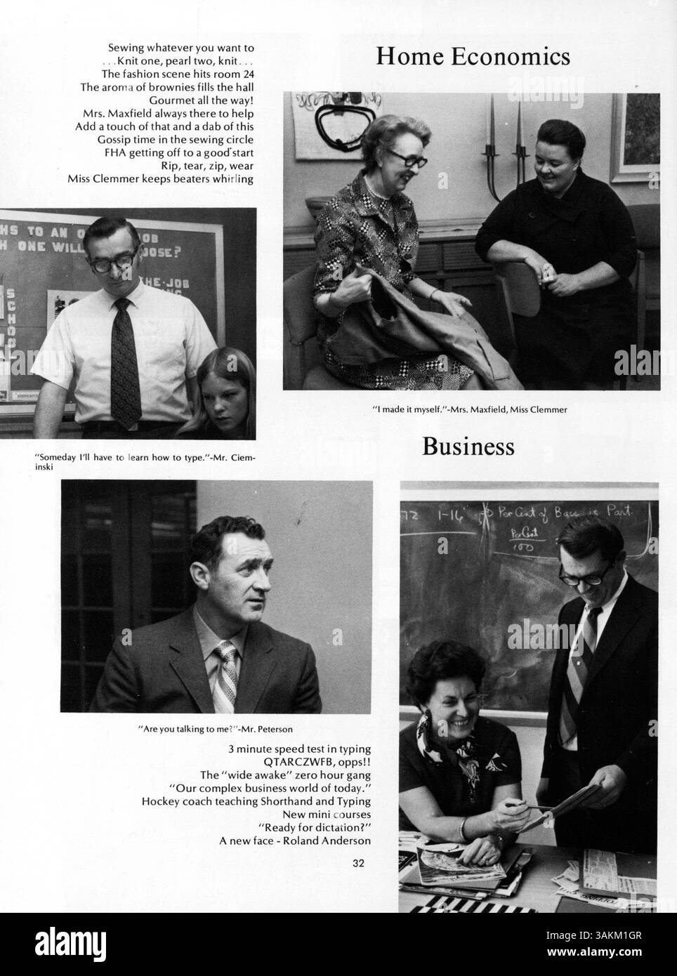 L'annuaire Wagistanian 72 de Southwest High School capture l'année scolaire 1971-1972 et documente les élèves, les enseignants, les sports, les clubs, et l'histoire afro-américaine. Banque D'Images