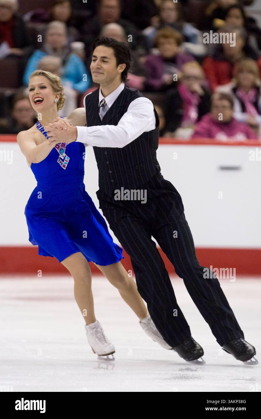 10 janvier 2014 - Kanata, Ontario, CAN - Kaitlyn Weaver & Andrew Poje à l'occasion du 100e anniversaire des Championnats nationaux de patinage. (Crédit image : © Leon Switzer/ZUMAPRESS.com) Banque D'Images