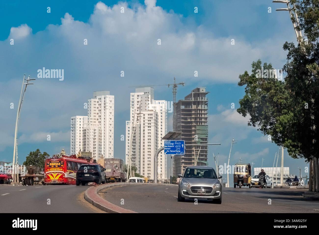Jour Karachi Skyline vue de Clifton Karachi Banque D'Images