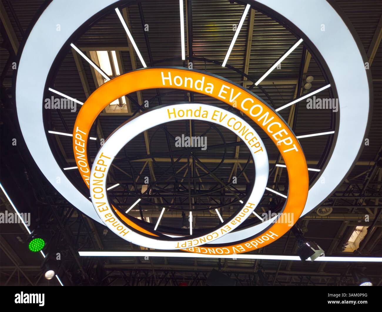 Pékin, Chine, le 11 avril 2025 — Honda EV concept dévoilé au salon de la moto de Pékin 2025 Banque D'Images