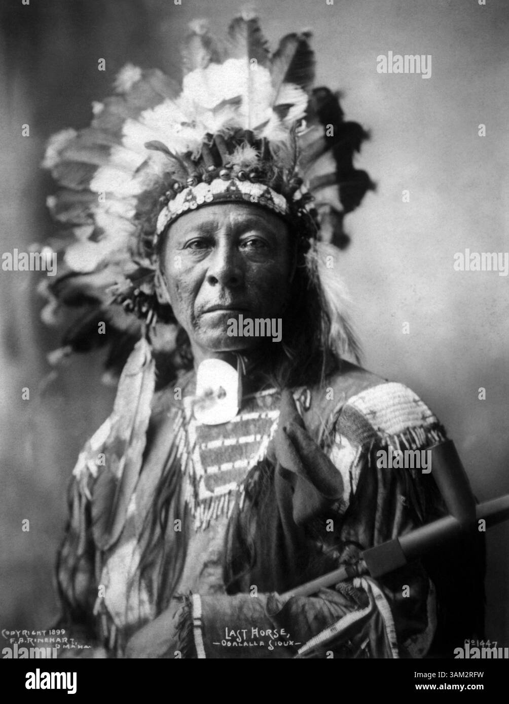 1er juin 1900 - Last Horse, Oglala Sioux Chief, vers 1899 (image crédit : © Glasshouse/ZUMAPRESS.com) Banque D'Images