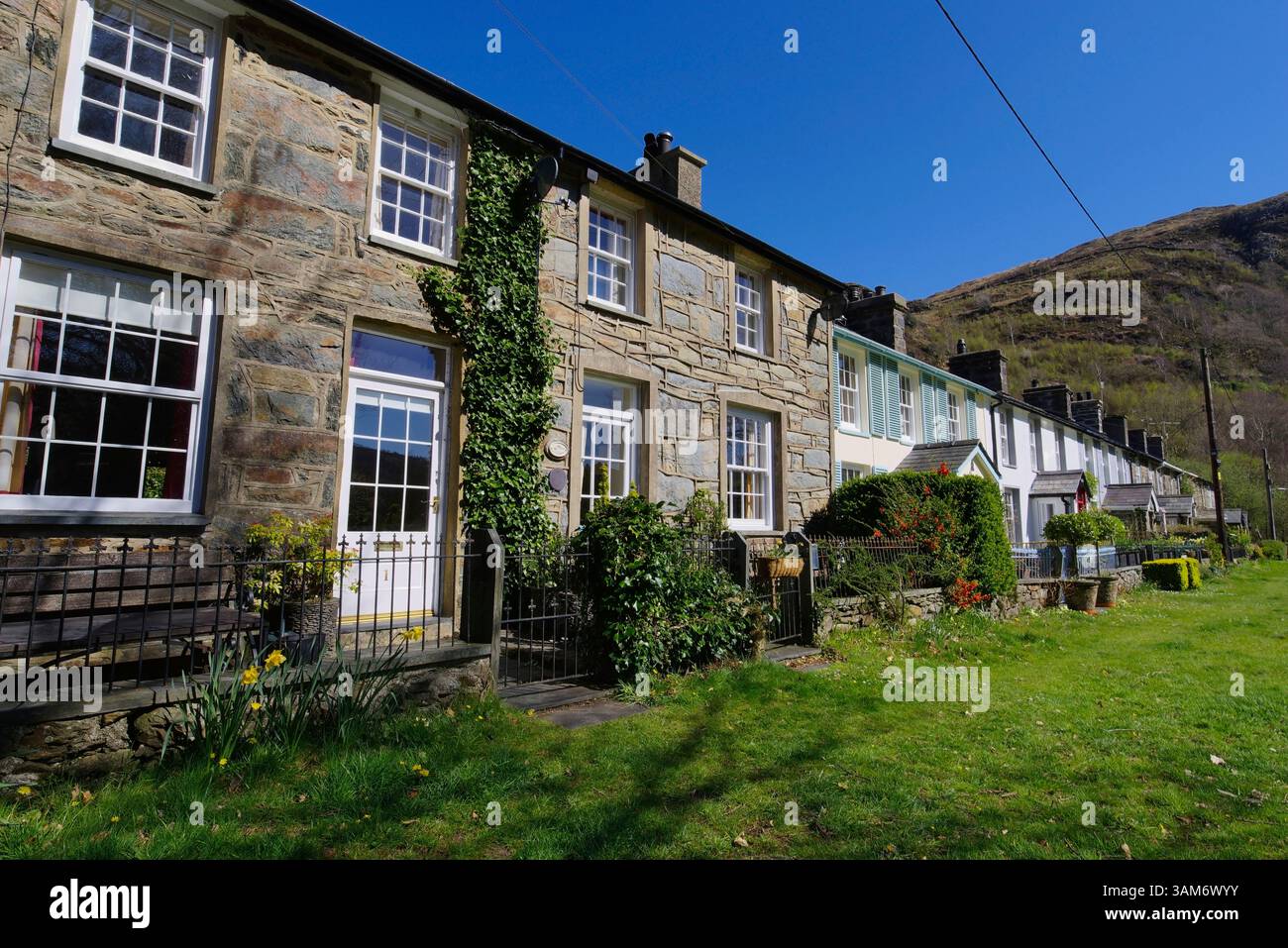Cottages, Beddgelert, Eryri, (Snowdonia) Gwynedd, Nord-Ouest du pays de Galles. Banque D'Images