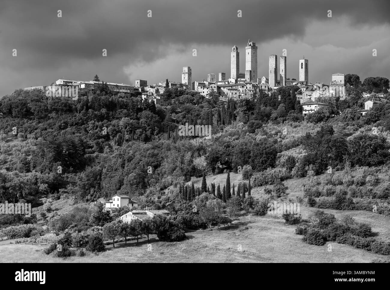 La Toscane vous séduira avec ses paysages uniques, ses villes d'art, son histoire millénaire et sa cuisine fantastique atmosphère magique de Toscane evol Banque D'Images