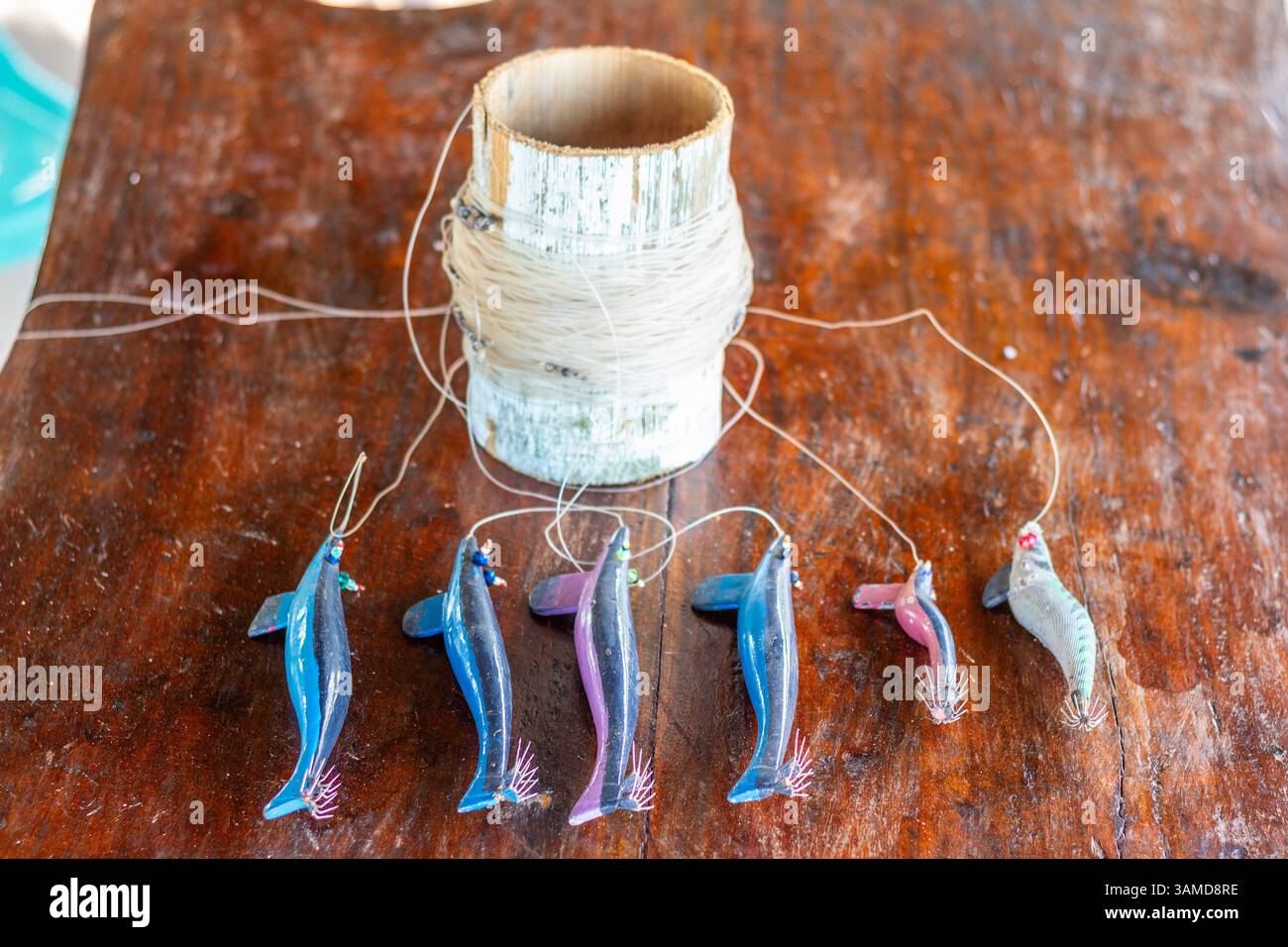 Un leurre de pêche traditionnel utilisé par un pêcheur philippin local à Iloilo, Philippines Banque D'Images