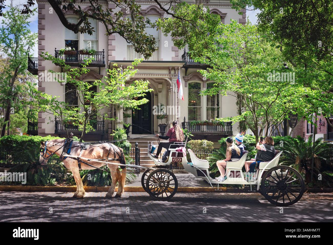 Scènes du pittoresque quartier historique de Savannah, Géorgie, un port côtier de grande importance historique et culturelle. Banque D'Images
