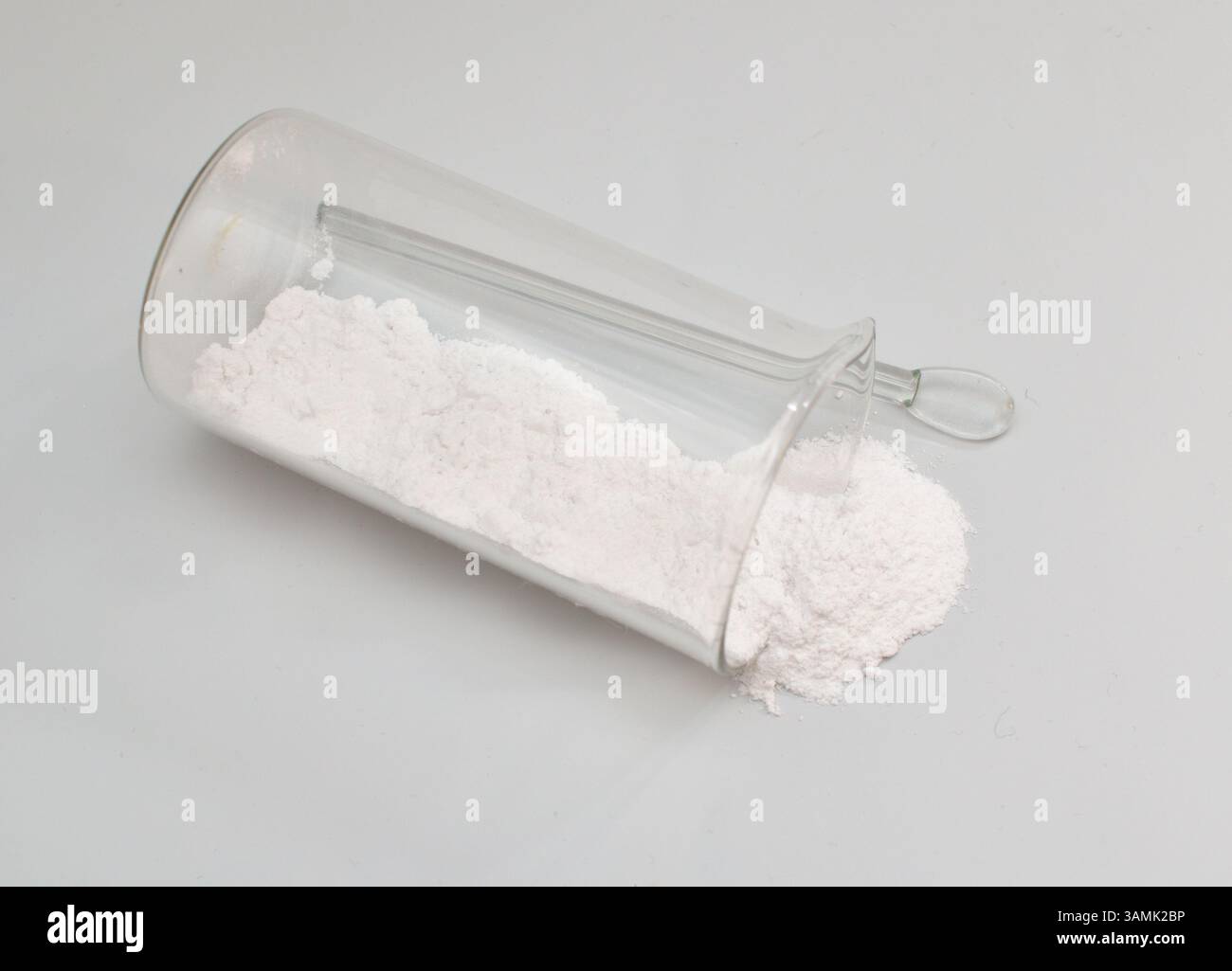 Le test Griess est un test chimique analytique qui détecte la présence d'ions nitrite en solution Banque D'Images