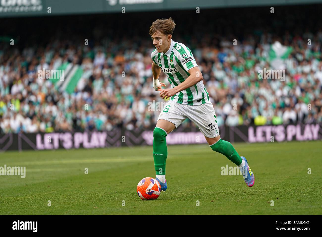 Jesus Rodriguez (Real Betis) lors du match de LaLiga entre Real Betis et Villarreal CF, à Benito Villamarin le 13 avril 2025 à Séville, Espagne Banque D'Images