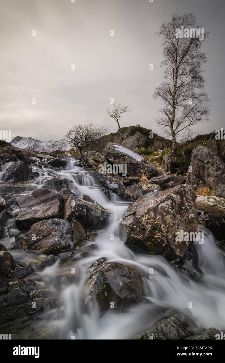 L'une des cascades étonnantes de Llyn Ogwen Banque D'Images