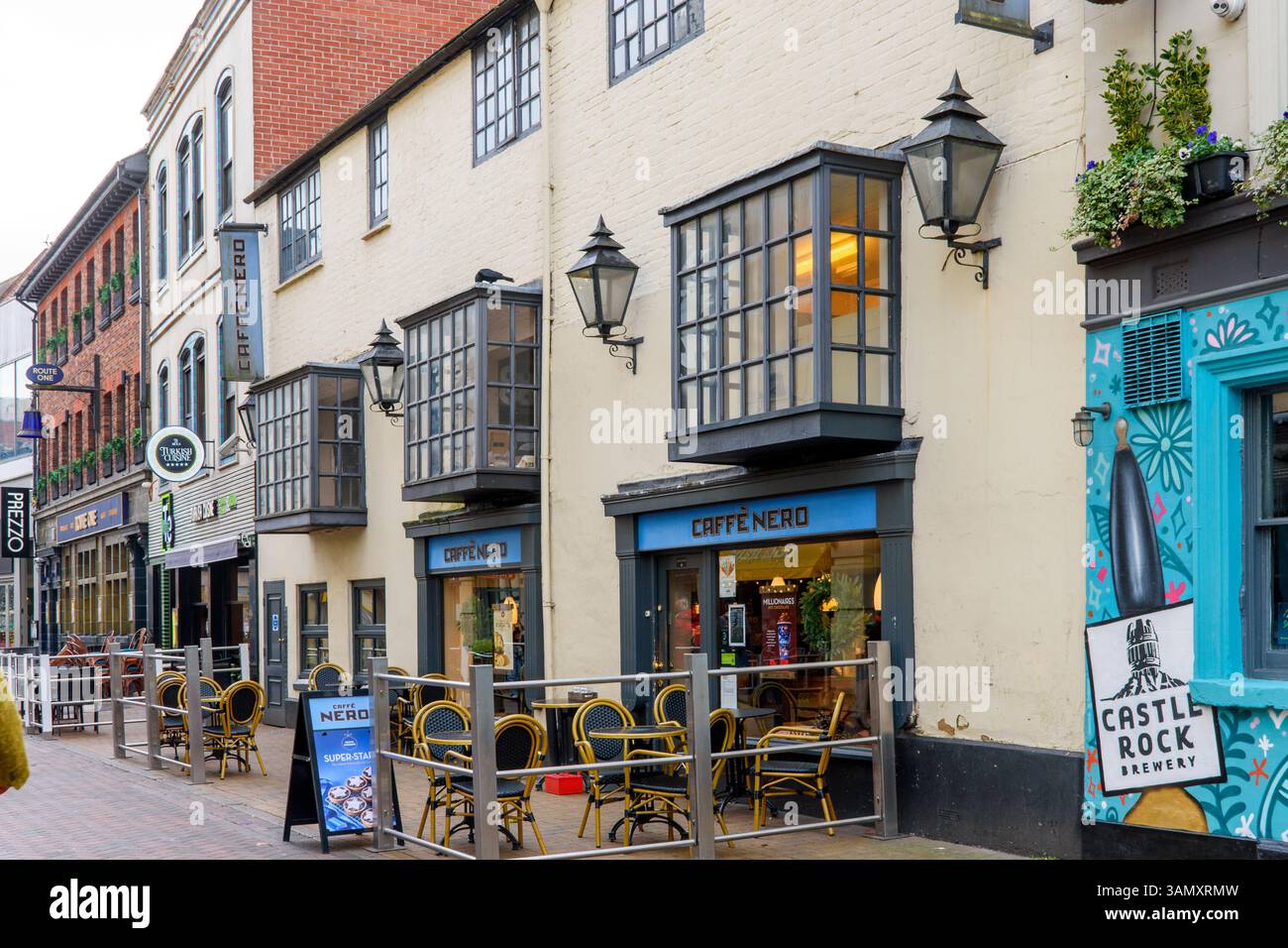 Le café Caffé Nero, Forman Street Nottingham, Angleterre, Royaume-Uni. Banque D'Images