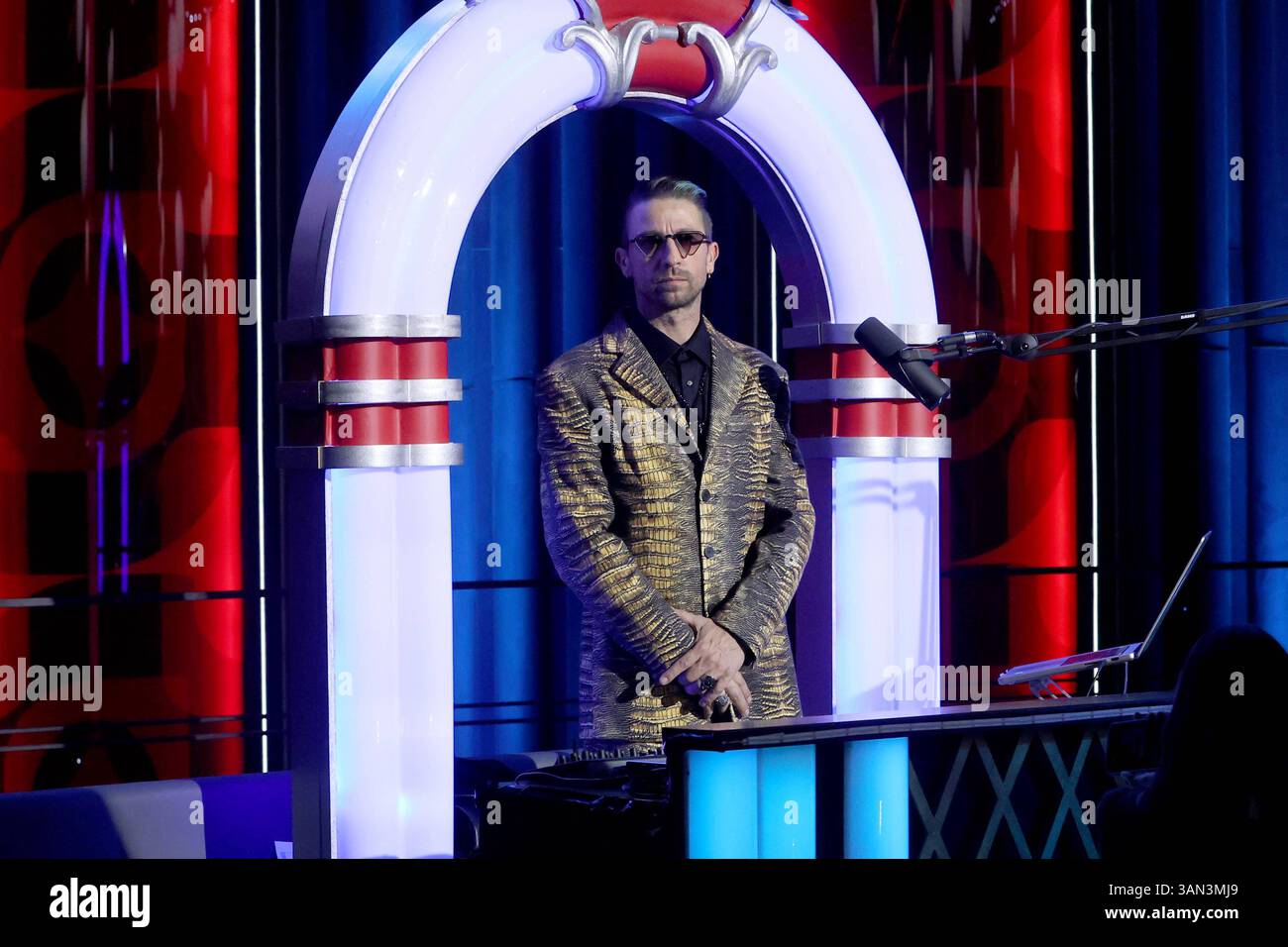 Rome, Italie. 14 avril 2025. Rome : Rai Studios ex Dear. Ordre ou vérité épisode 4. Sur la photo : Danti Credit : Independent photo Agency/Alamy Live News Banque D'Images