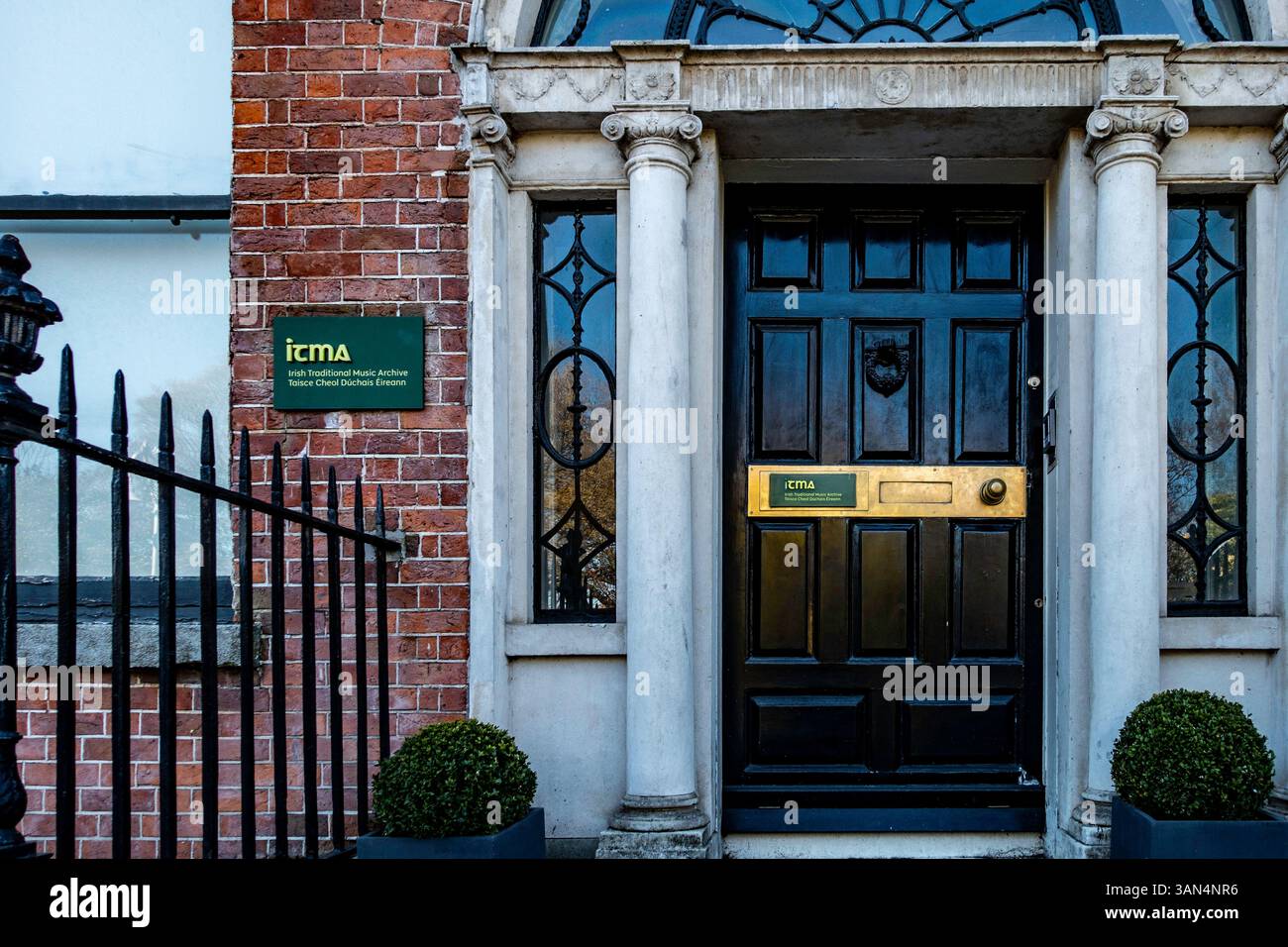 Les bureaux de l'Irish Traditional Music Archive à Merrion Square, Dublin, Irlande. Banque D'Images
