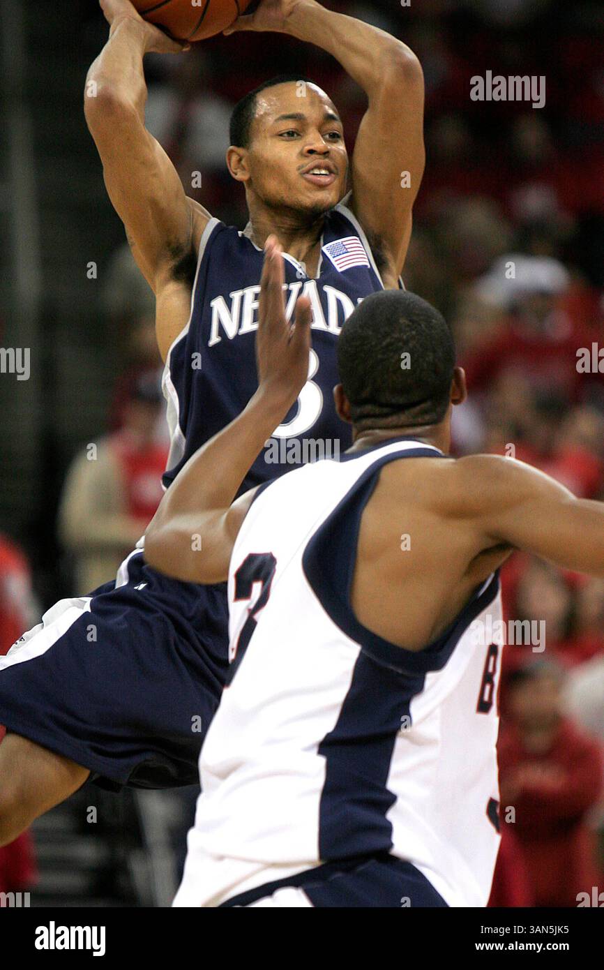 L'ancien garde du Nevada Kyle Shiloh dans le match avec Fresno State au Save Mart Center à Fresno, CA 8 février 2007. Le Nevada a gagné 81 à 68.(image crédit : © Phil Hawkins/Cal Sport Media) Banque D'Images