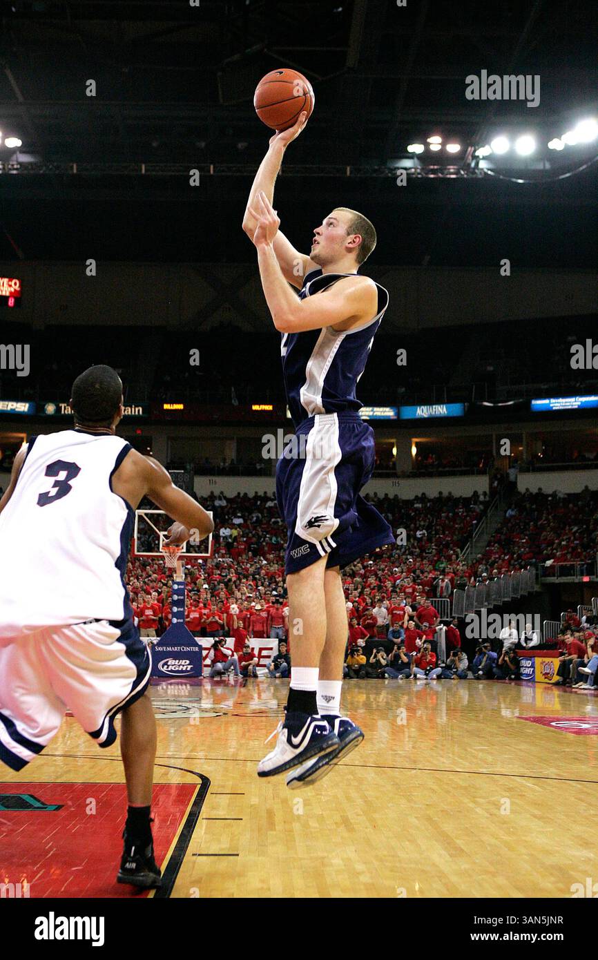 L'attaquant senior du Nevada Nick Fazekas dans le match avec Fresno State au Save Mart Center à Fresno, CA 8 février 2007. Le Nevada a gagné 81 à 68.(image crédit : © Phil Hawkins/Cal Sport Media) Banque D'Images