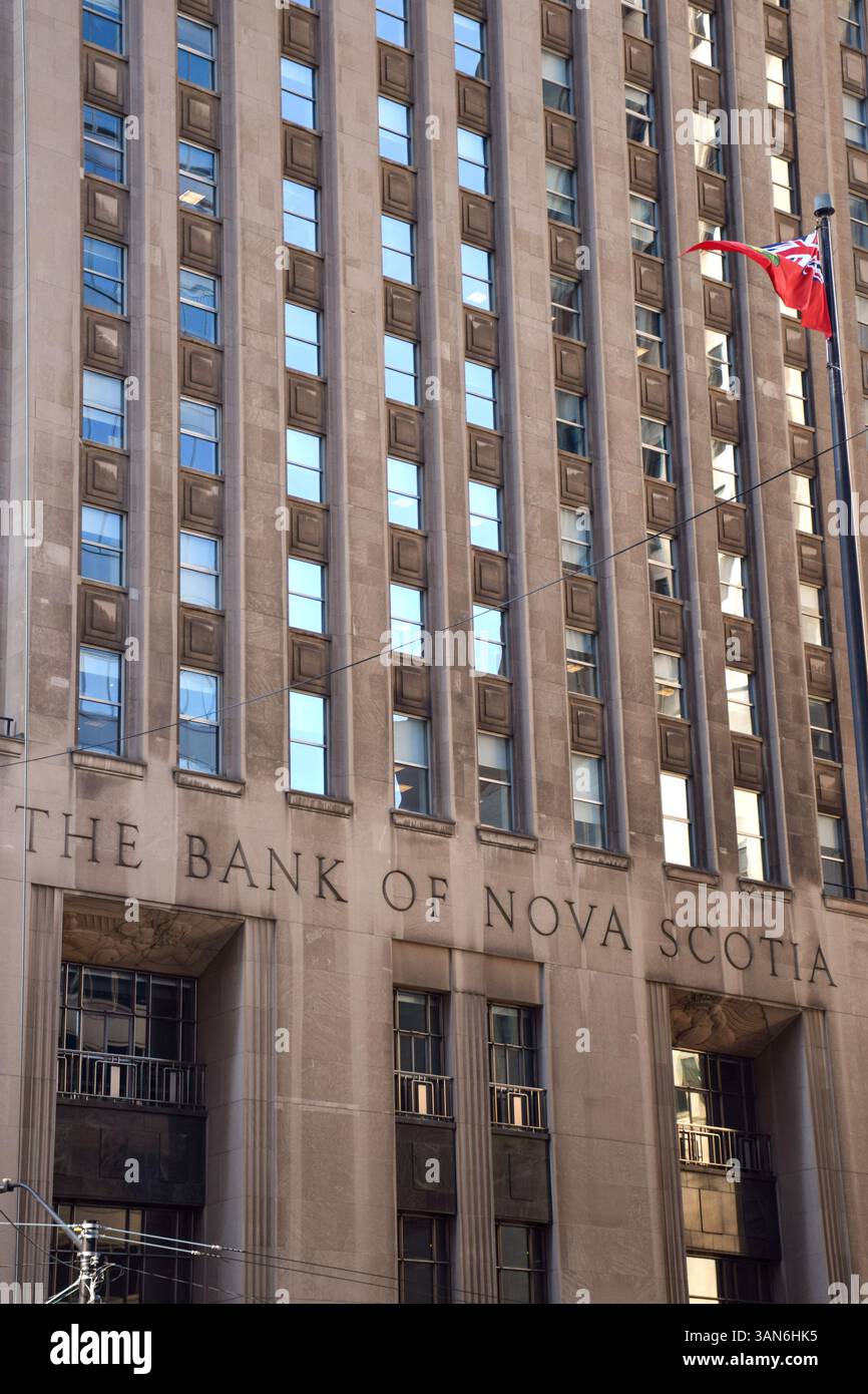 Le bâtiment de la Banque de Nouvelle-Écosse sur la rue King au centre-ville de Toronto Ontario Canada le 5 octobre 2024 Banque D'Images Le bâtiment de la Banque de Nouvelle-Écosse sur la rue King au centre-ville de Toronto Ontario Canada le 5 octobre 2024 Banque D'Images
