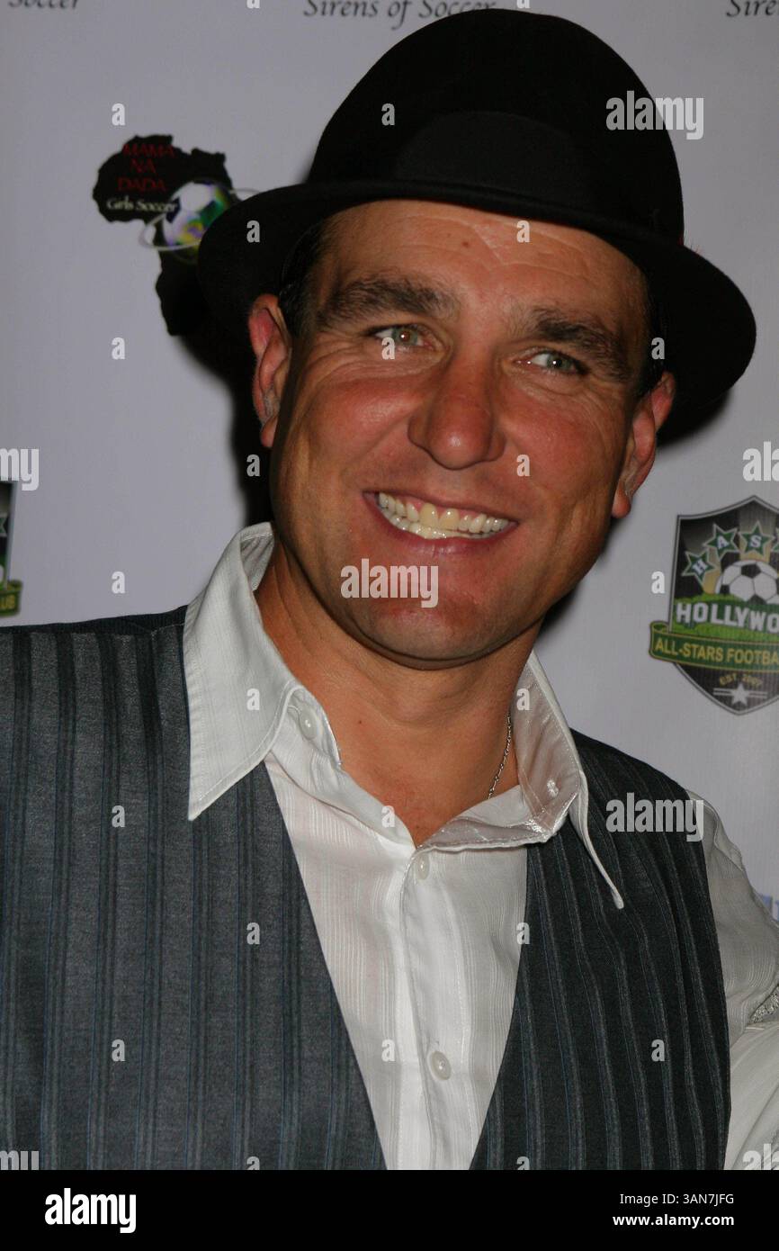 I14519CHW . Collecte de fonds de World Cup Showdown organisée par Hollywood All Stars Football Club & The Sirens of Soccer . El Guapo Cantina, Los Angeles, Californie 11-06-2009.VINNIE JONES . 2009 (crédit image : © Clinton Wallace/Globe photos/ZUMApress.com) Banque D'Images