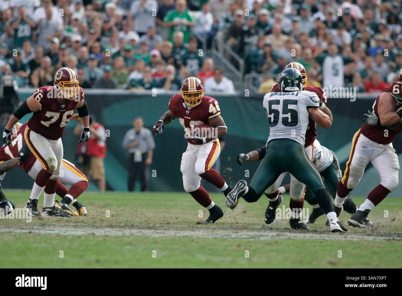 5 octobre 2008 - Philadelphie, Pennsylvanie..Washington Redskins en cours d'exécution Ladell Betts en action contre les Eagles de Philadelphie. Les Redskins de Washington ont battu les Eagles de Philadelphie 23-17 au Lincoln Financial Field à Philadelphie, PA...photo Â© Eric Espada/CSM (crédit image : © Cal Sport Media/ZUMA Press) Banque D'Images