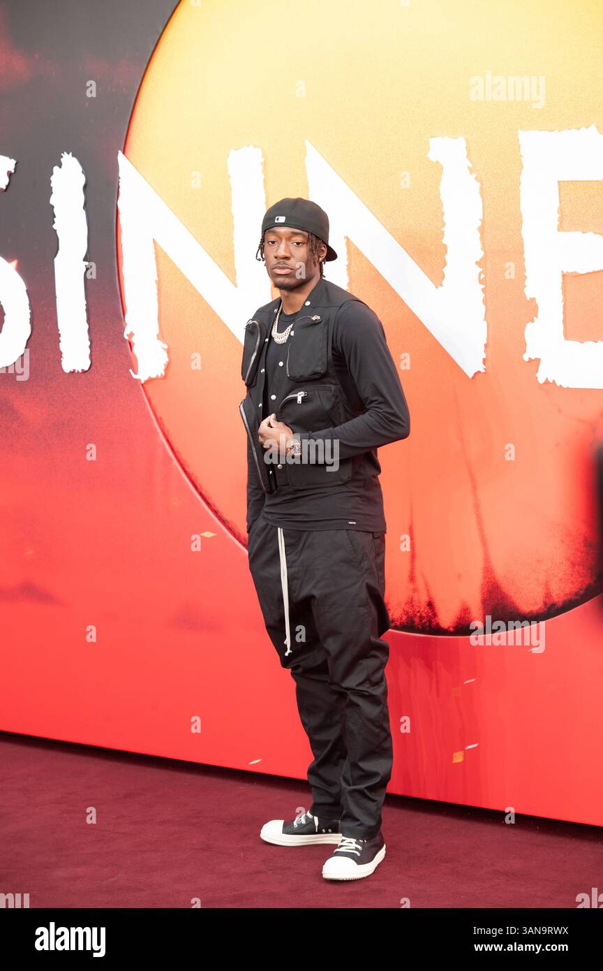 Londres, Royaume-Uni. 14 avril 2025. Noni Madueke sur le tapis rouge lors de la première européenne de « The Sinners ». Cristina Massei/Alamy Live News Banque D'Images