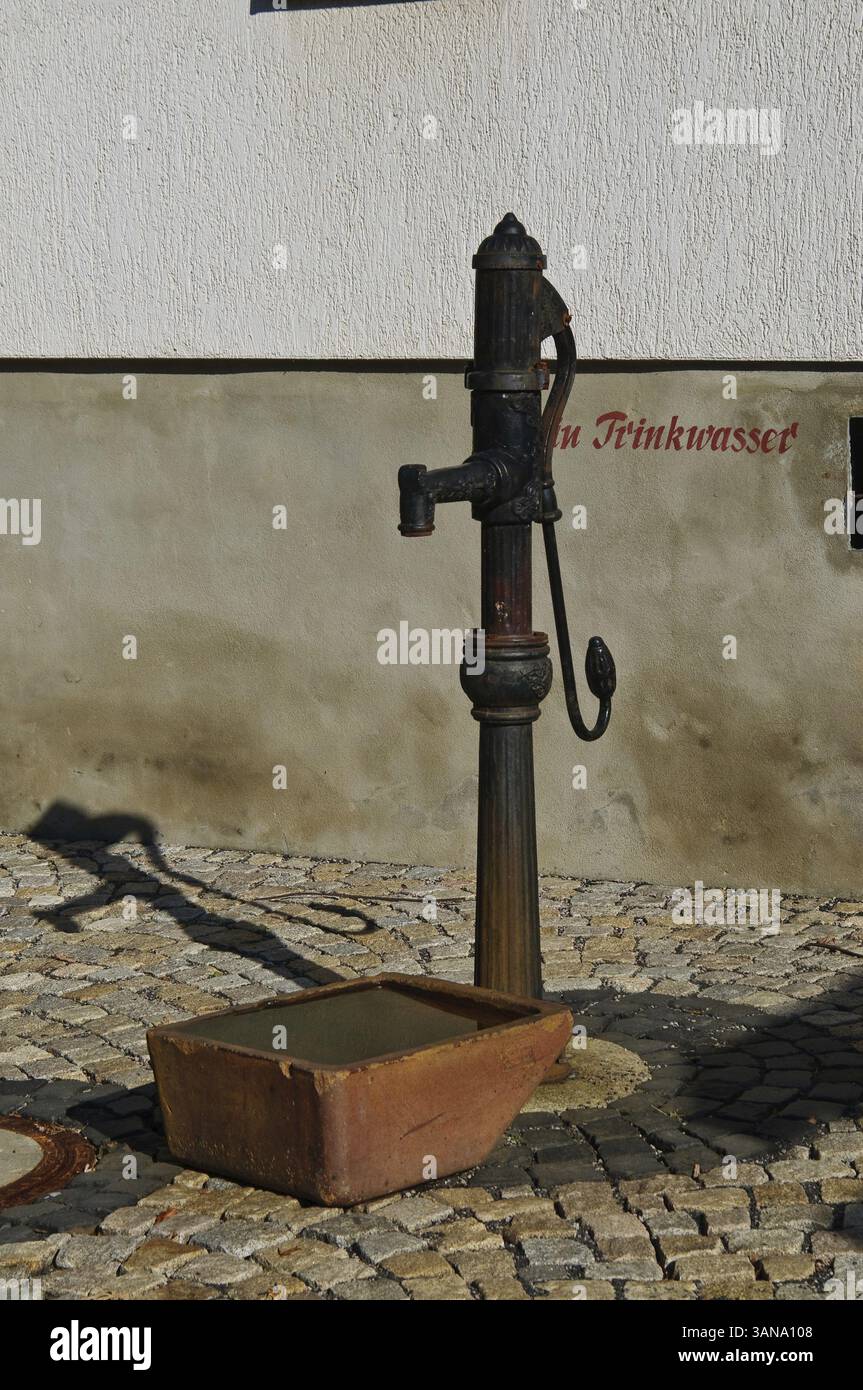 Alte Pumpe, Schwarzburg, Allemagne Banque D'Images
