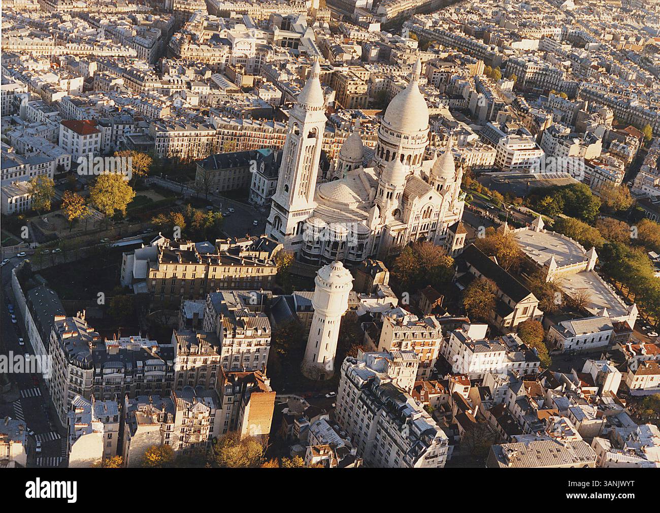 7 octobre 2005 - paris SacrÃ© coeur f73  faite en 2000.Â© PARISKY / O.MEDIAS.- K45596(crédit image : © Globe photos/ZUMAPRESS.com) Banque D'Images