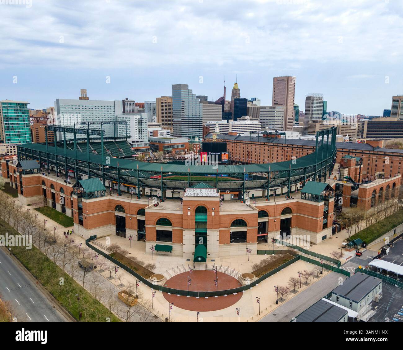 Baltimore, États-Unis - 06 avril 2021 : vue aérienne du parc Oriole à Camden Yards à Baltimore, Maryland, États-Unis. Banque D'Images