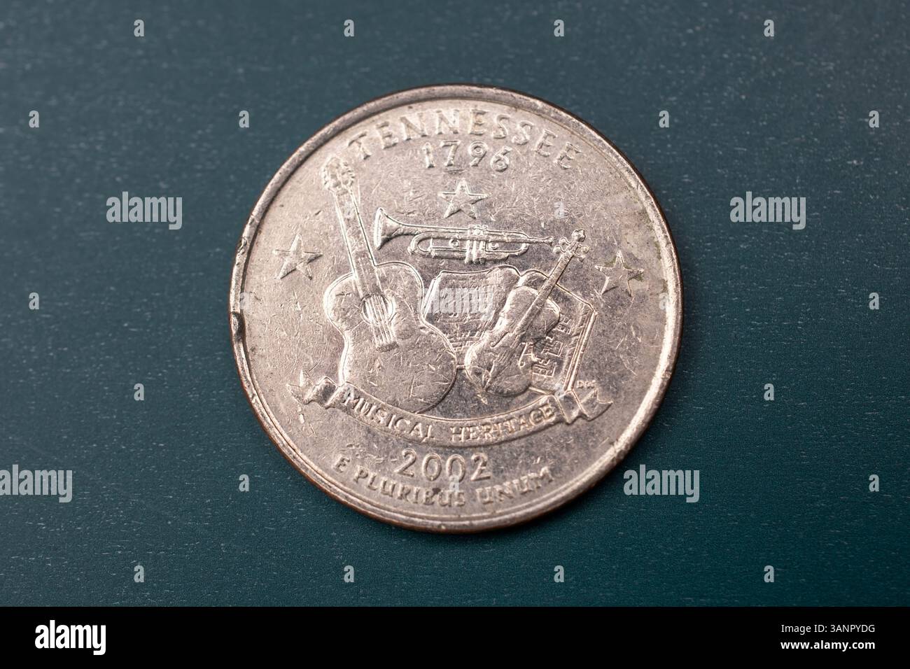 une seule pièce de monnaie de macro quart américain isolée Banque D'Images