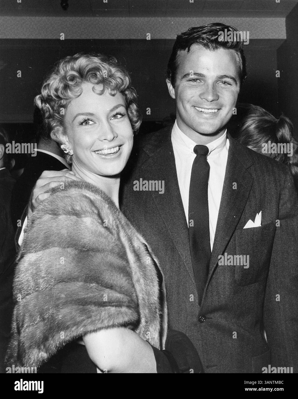 19 juillet 2011 - BARBARA EDEN avec Barry S. Coe.'' Aucun acompte ''. Fourni par photos, inc (Crédit image : © Globe photos/ZUMAPRESS.com) Banque D'Images