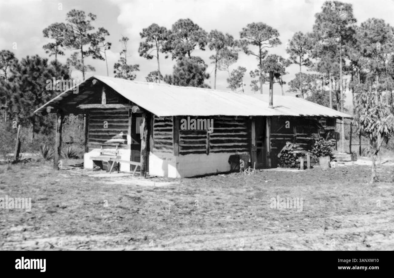 Chalet d'hôtes sur la propriété du légendaire homme de plein air, Trapper Nelson, connu sous le nom de 'Tarzan de la Loxahatchhee', près de la fourche nord-ouest de la rivière Loxahatchee à Jupiter en Floride. (USA) photo c1960. Banque D'Images