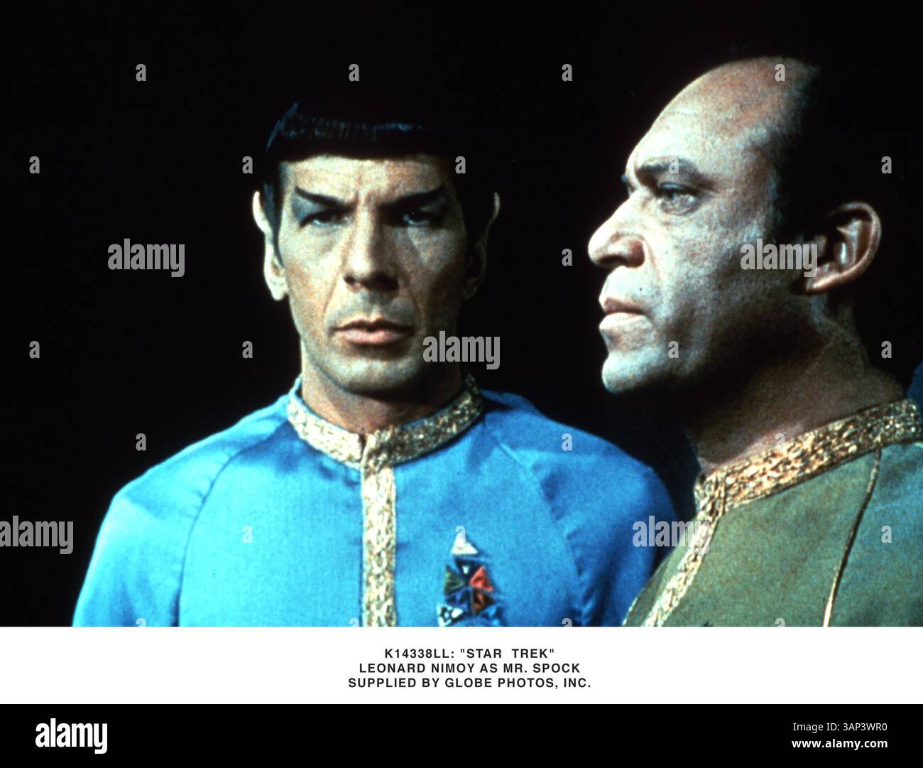 JANVIER 1, 2011 - K14338LL : ''STAR TREK''. LEONARD NIMOY DANS LE RÔLE DE MR. SPOCK. FOURNI PAR (crédit image : © Globe photos/ZUMAPRESS.com) Banque D'Images