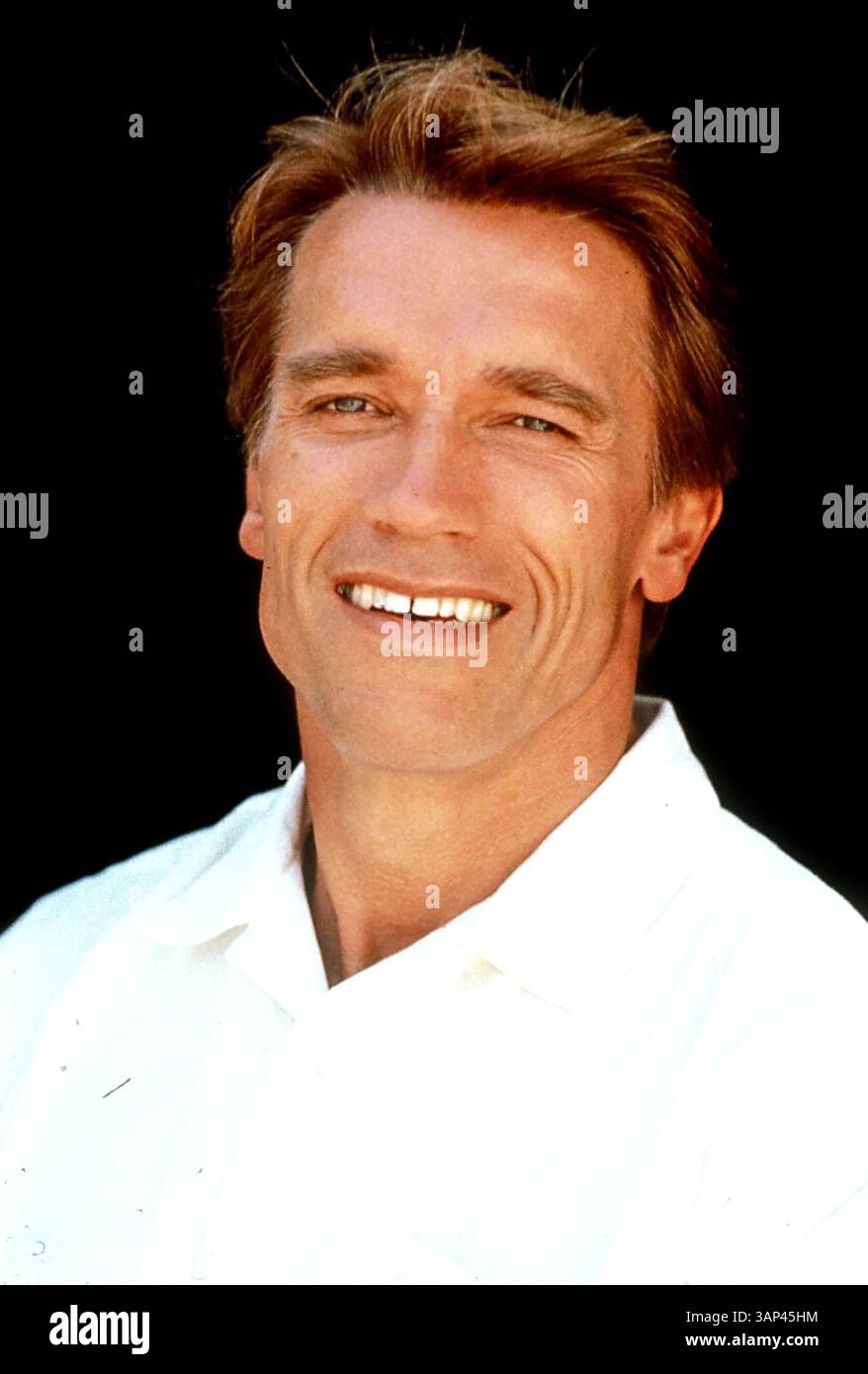 JAN. 1, 2011 - F7629.TWINS ''FILM STILL''. ARNOLD SCHWARZENEGGER ET . FOURNI PAR :(image de crédit : © Globe photos/ZUMAPRESS.com) Banque D'Images