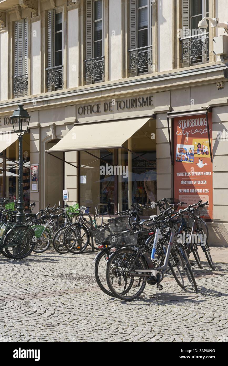 Centre d'information touristique dans la vieille ville historique de Strasbourg en France Banque D'Images